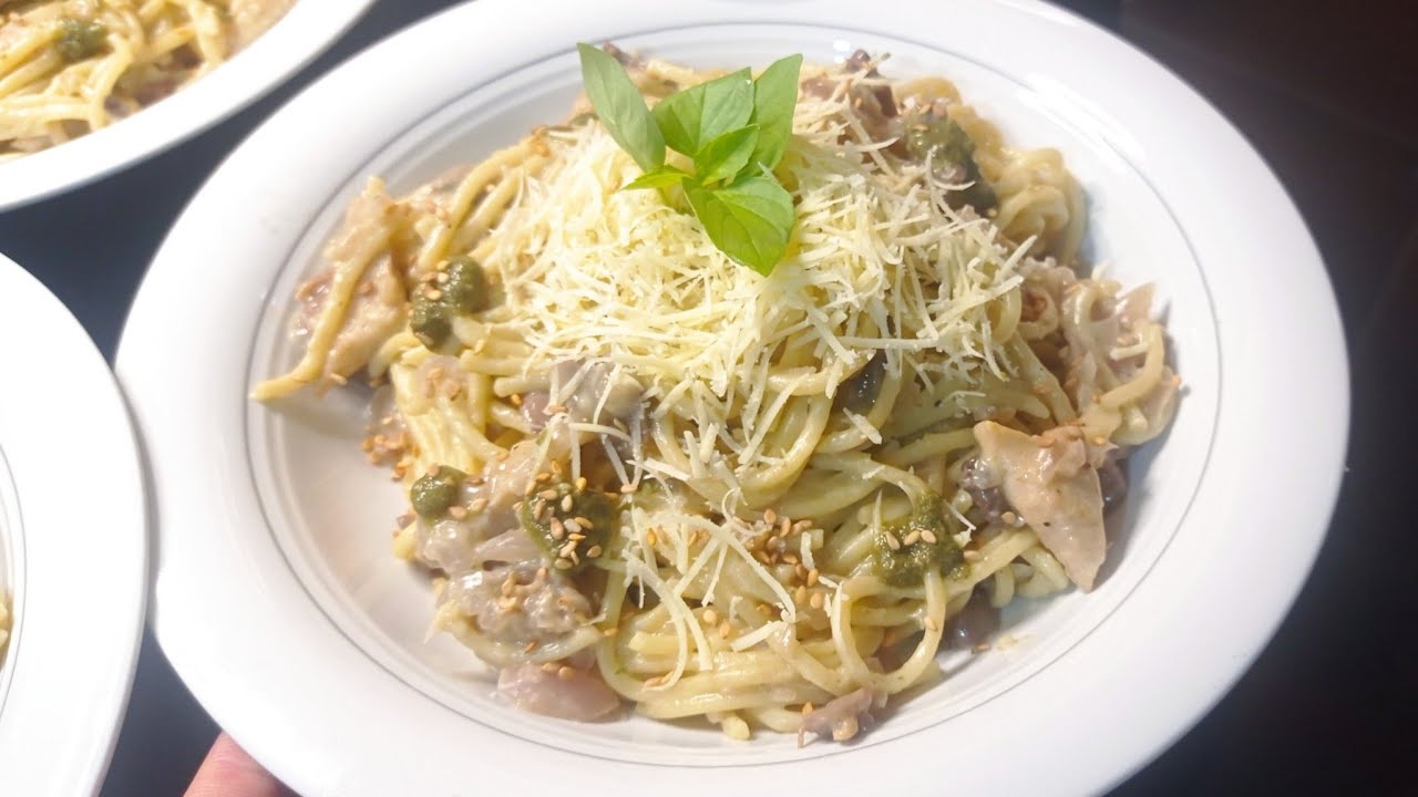 باستا بيستو pasta with pesto sauce معكرونه بالحبق - YouTube