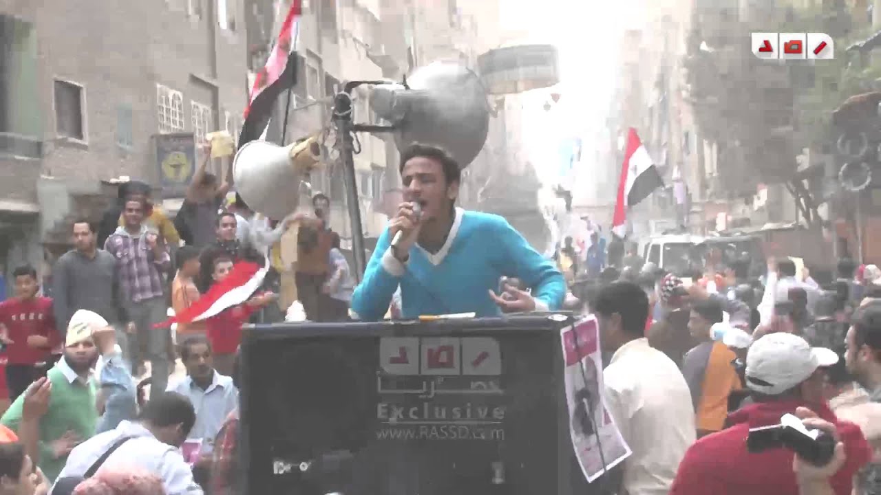رصد | متظاهر يغني  موال للسيسي في مسيرة امبابه الرافضة للانقلاب
