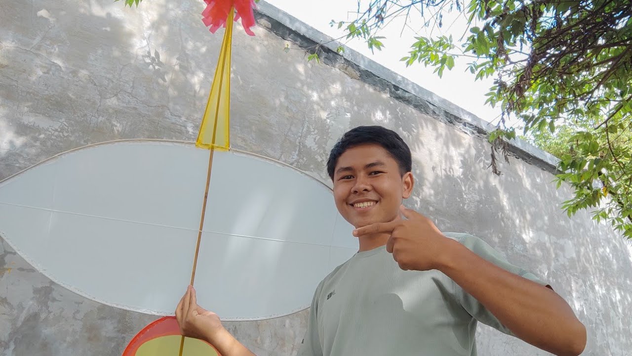 Membuat Layangan Lake Layangan Khas Mandar Sulawesi Barat - INI BARU UNIK