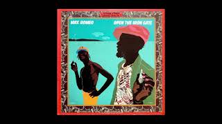 Download Lagu Max Romeo – Open The Iron Gate (FULL ALBUM) MP3 Download Lagu Max Romeo – Open The Iron Gate (FULL ALBUM) MP3