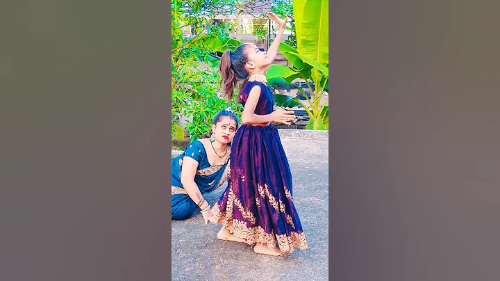 Trending Shorts #dance #song #dancevideo #nehasinghrk #trendingshorts #youtube #video #viral #dance