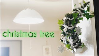 【100均DIY】壁から生えたクリスマスツリー。
