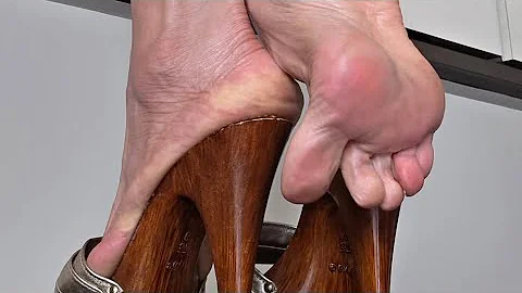 Sandals & Mules Heels The Irresistible Staples  Style