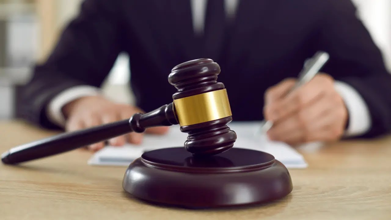 Читаю. Клиенты Светланы Кафф рассказывают свои истории и присылают документы.