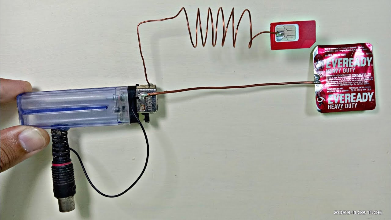 HOW TO ASSEMBLY A SUPER STRONG TV ANTENNA USING USED COPPER AND BATTERY ...