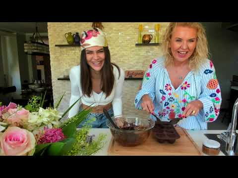 19 Mayıs  için sağlıklı, şekersiz dondurma; Konuğum İlknaz Lauren