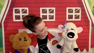 Awana Cubbies Puppet Show - AppleSeed Bear Hug 1