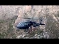 #Helikopter pilotunun kayalıklardaki Mehmetçiği tek tekerle tahliyesi nefes kesti