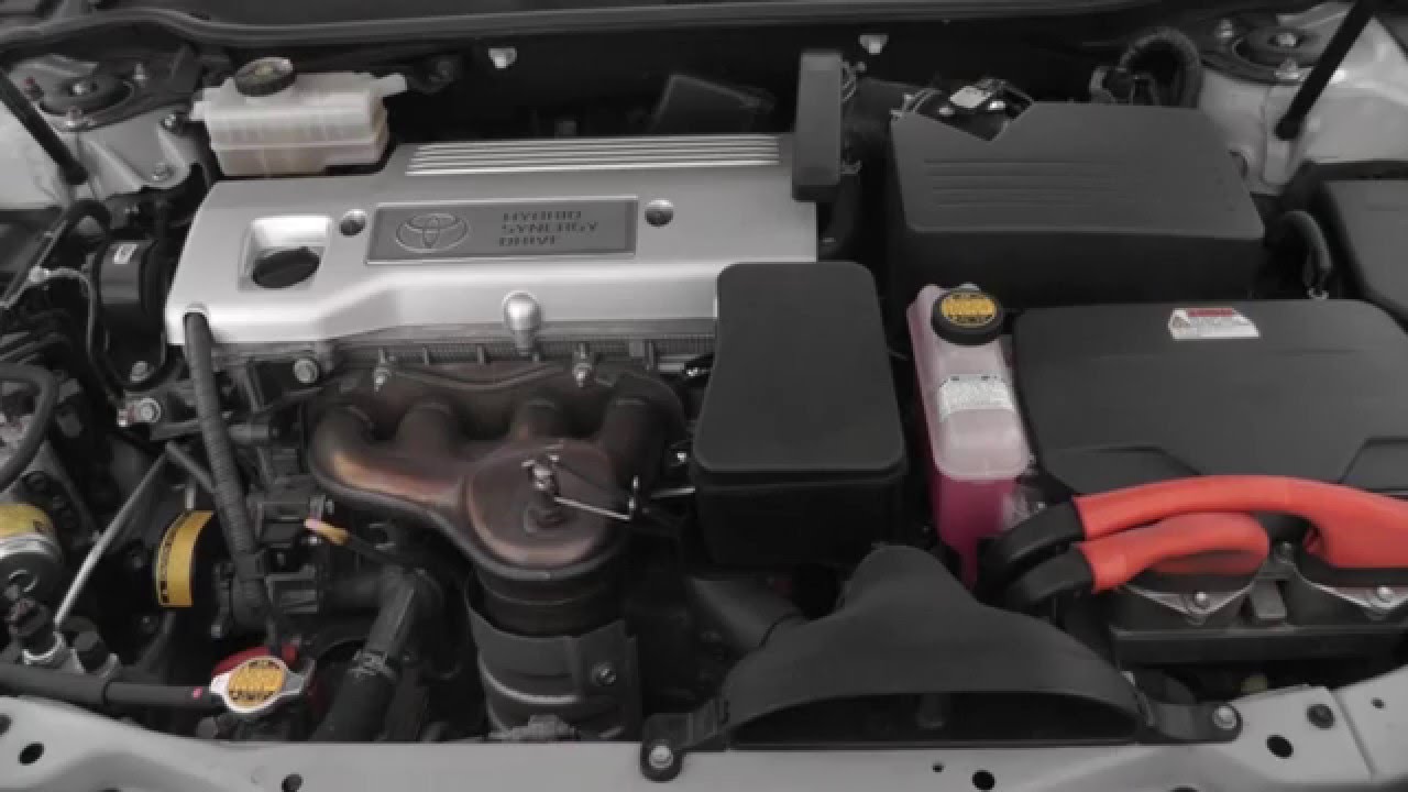 Toyota Camry hybrid 2010 engine noise when starting car - YouTube