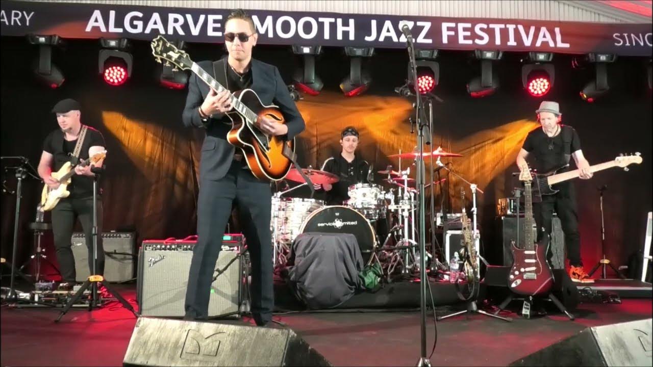 Let It Flow - Ryan La Valette at 6. Algarve Smooth Jazz Festival (2023) Let It Flow - Ryan La Valette at 6. Algarve Smooth Jazz Festival (2023)