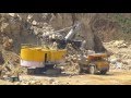 EKG-5 shovel loads limestone on BELAZ. ЭКГ-5 на погрузке известняка