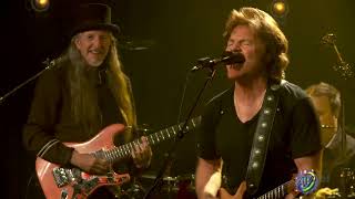 Doobie Brothers - Long Train Running (Live)