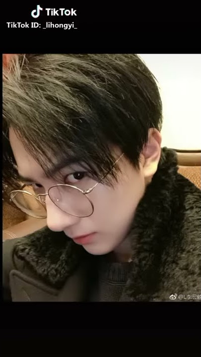 Li hongyi 🥰🥰 so handsome
