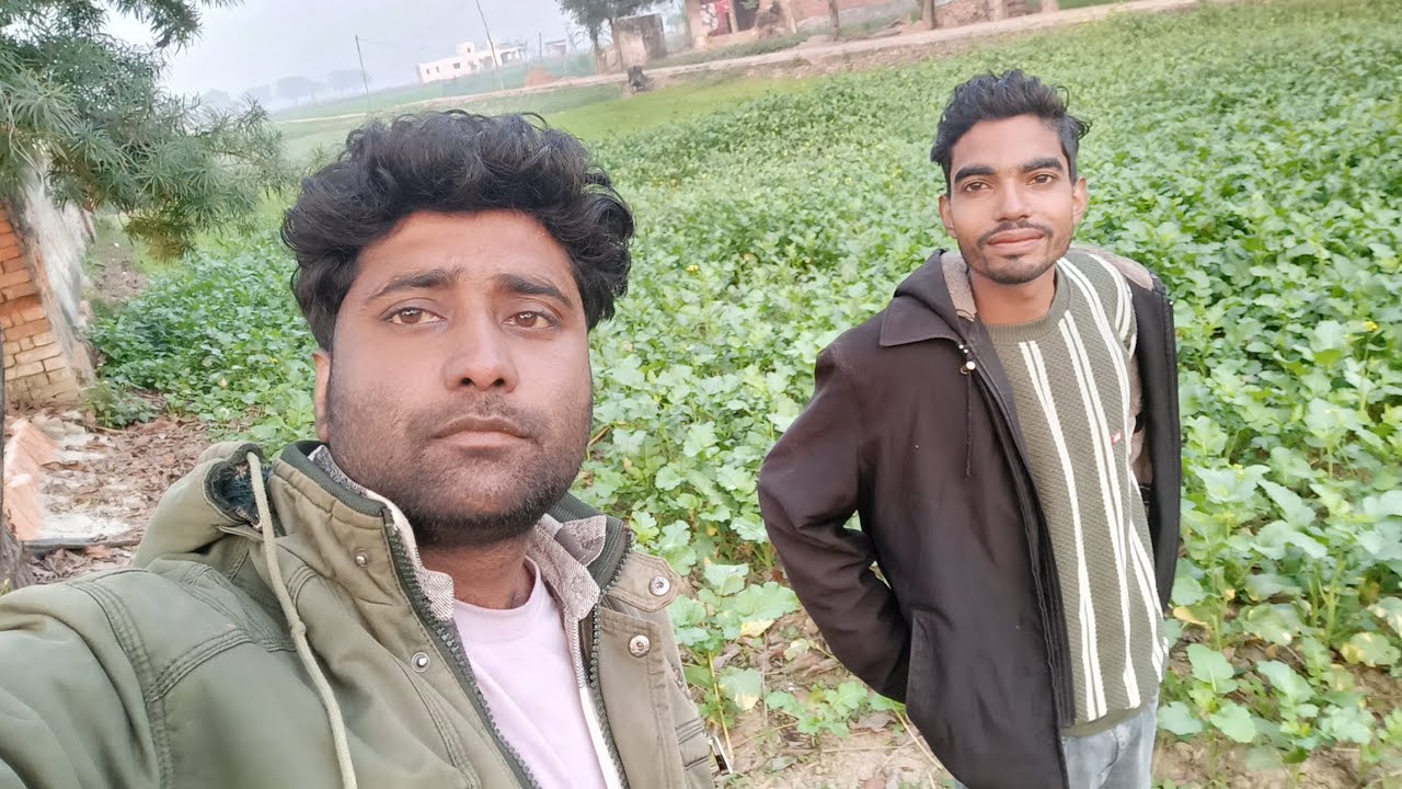 Apna khet me  🙏🙏 subscribe please like and share comment kare 