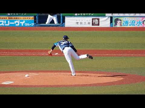 2021.04.10 千葉ロッテ-埼玉西武(ZOZOマリン) 伊藤翔 投球シーン