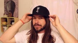 How to wear a hat with long hair