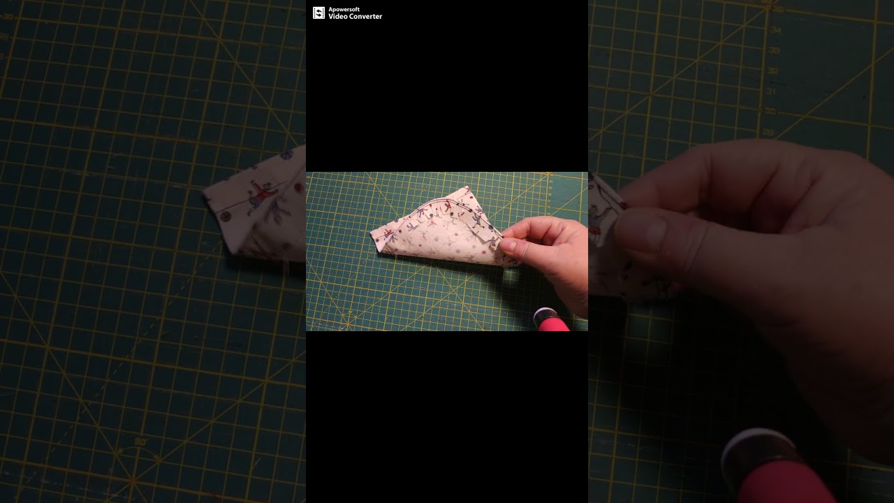 Tasca a toppa con cucitura invisibile