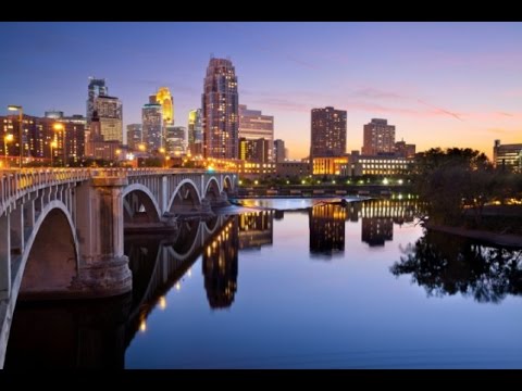 Видео: Восхождение енота масштабирует 25-этажное здание в Сент-Пол, штат Миннесота