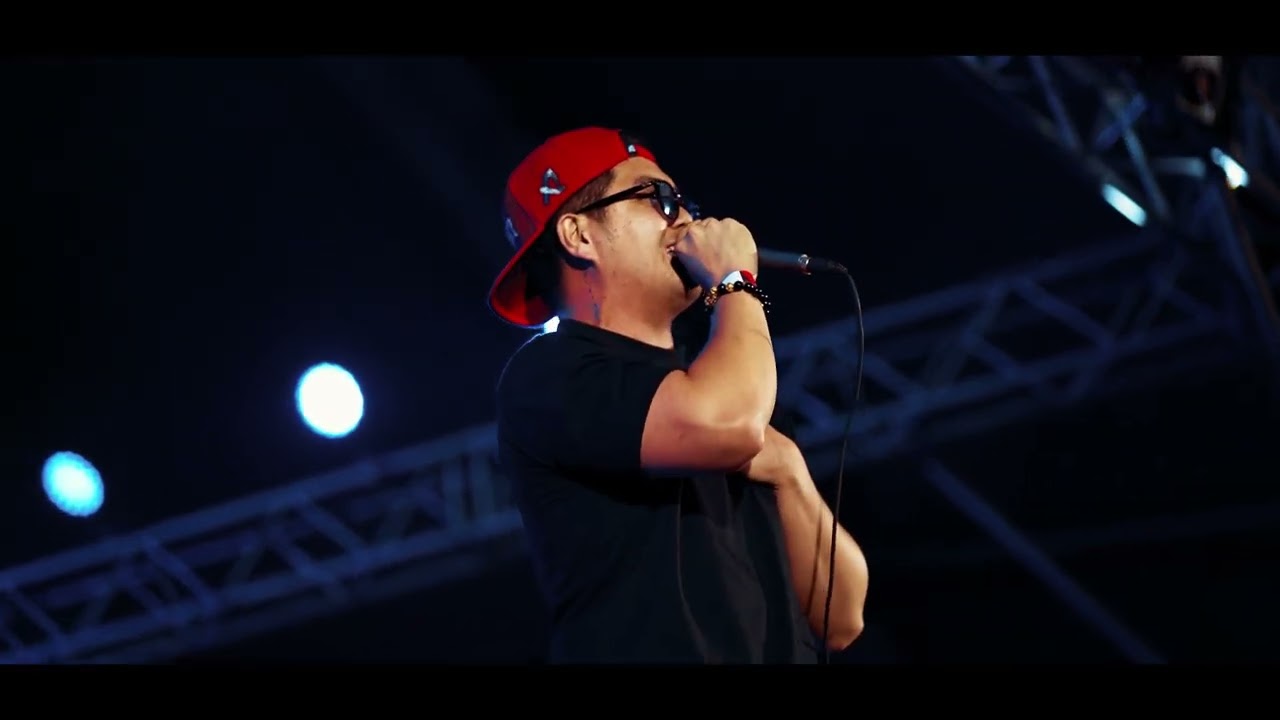 Team Katagumpay perfoms 