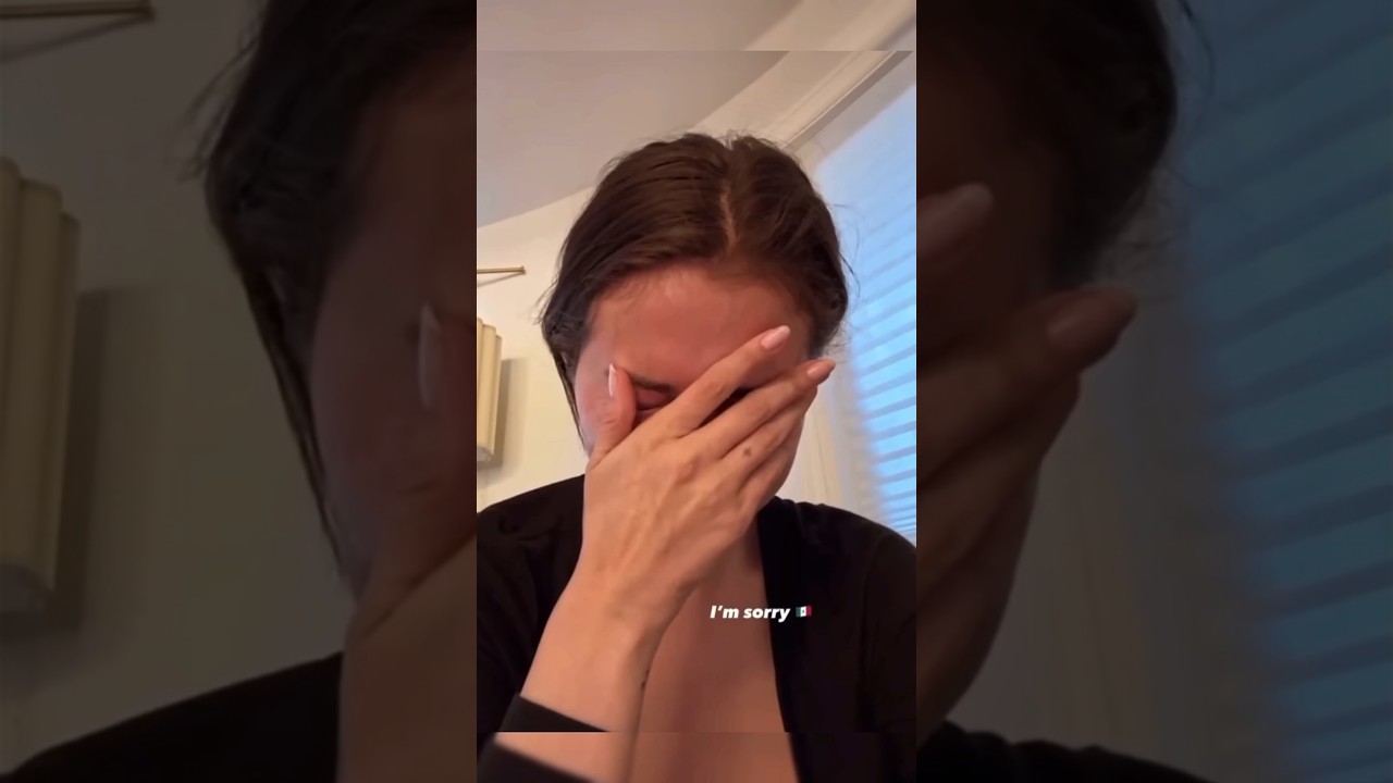 Selena Gomez CRYING Over Immigration Crisis #selenagomez