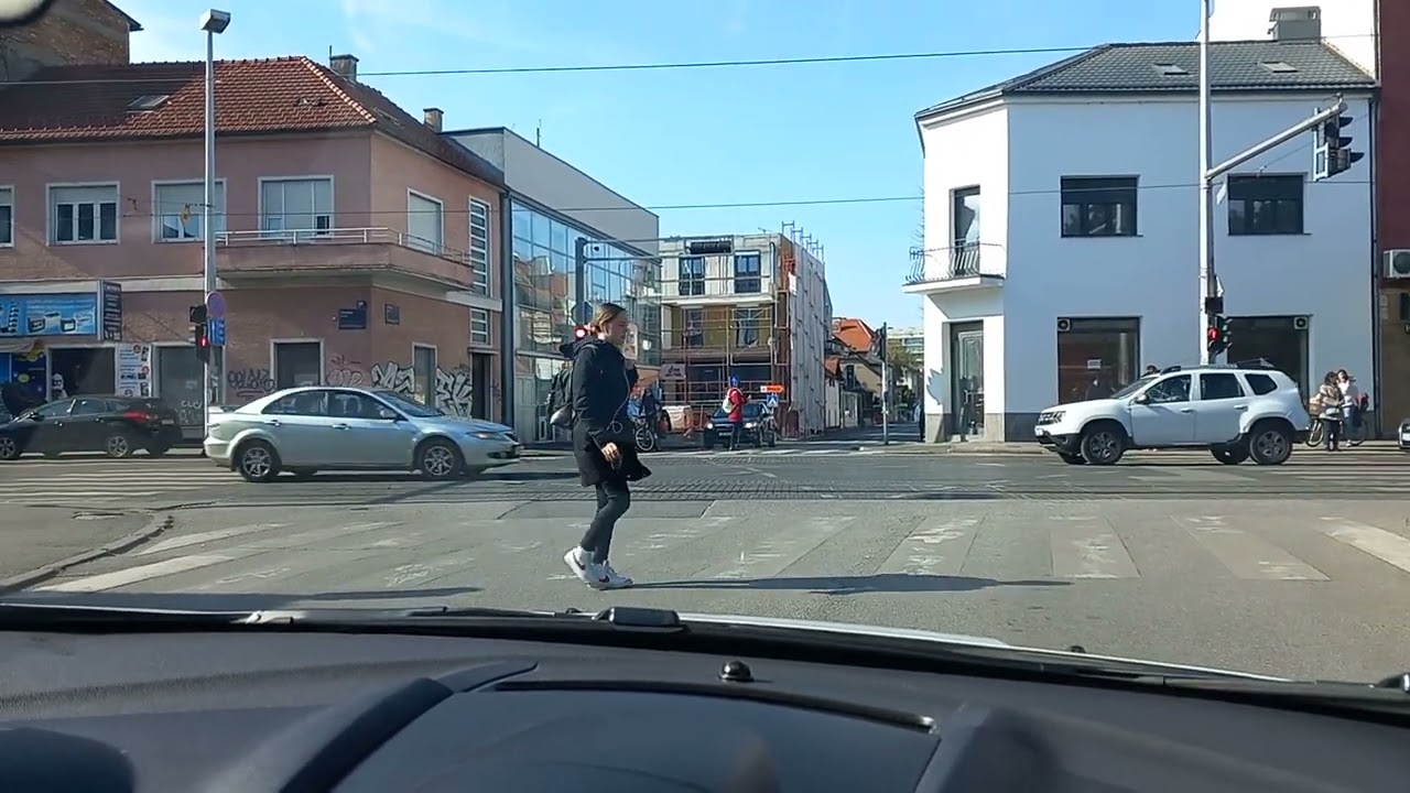 Skretanje ulijevo na semaforu 5.dio(2)