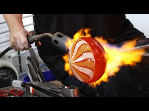 Green And White Encalmo Bowl, Glassblowing Demonstration With Narration