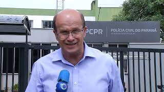 Adolescente de 14 anos mata a irmã a facadas em...