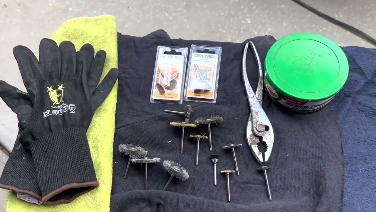 Can-Am DS 450 cleaning up the new/used throttlebody 😎💪🇺🇸