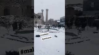 Malatya Yeni Camii De Depremde Yıkıldı.