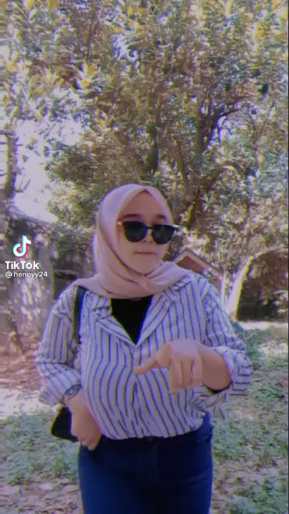 TikTok Gunung Gede Jilbob 154 Toket gede Hot seksi #montok #Bahenol  Gadis Cantik