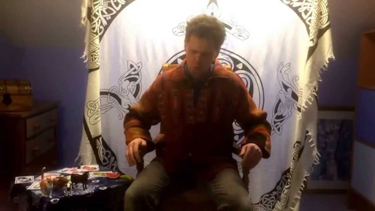 The Lion and the Mouse (Fable) - YouTube