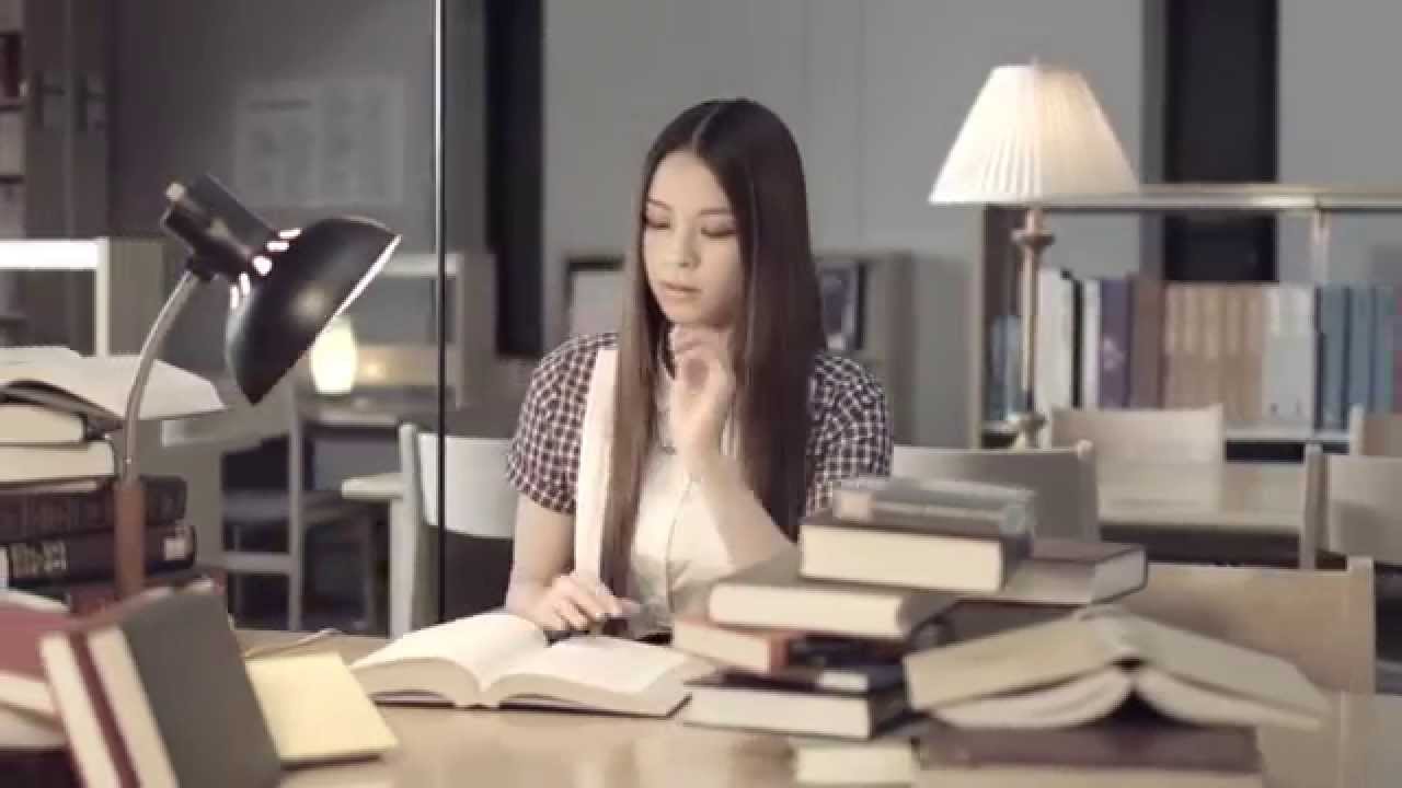 片平里菜 HIGH FIVE MV