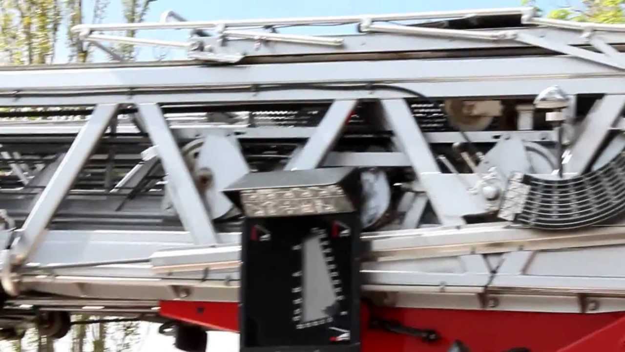 Deutschlands höchste Drehleiter (50m)