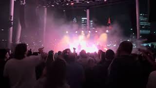 Full Float On (Live) - Modest Mouse Guide
