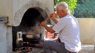 видео: Как приготовить домашний острый соус | Рецепт запечённых козьих отбивных по традиционному рецепту картинка: Как приготовить домашний острый соус | Рецепт запечённых козьих отбивных по традиционному рецепту