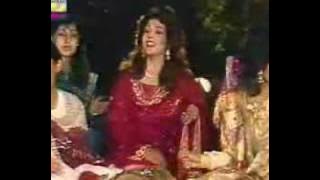 Aaya Laadiye Ni by Musarrat Nazir