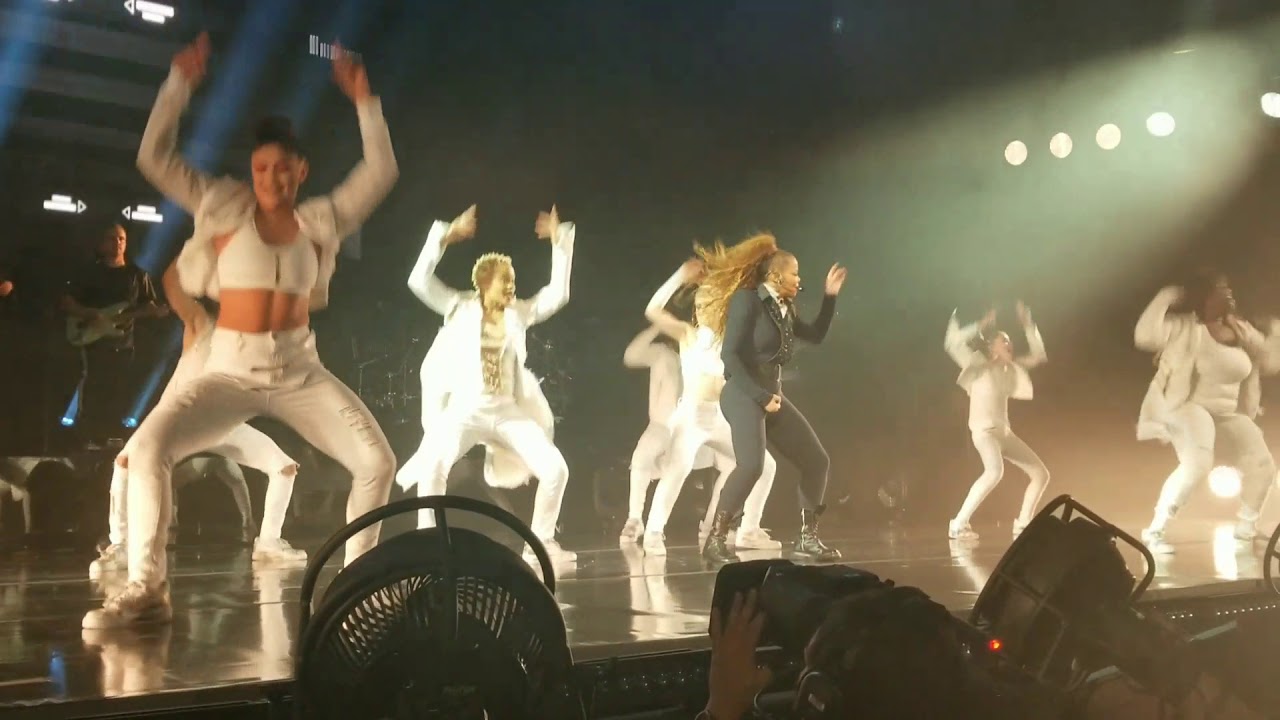 Janet Jackson - Miss You Much/Alright With Me/You Want This (2017 Concert Performance)