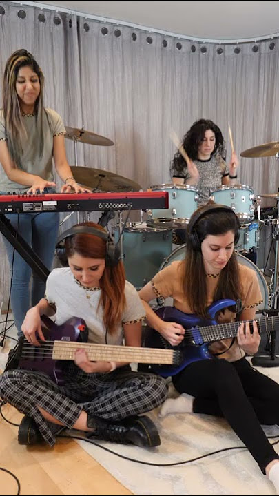 Hysteria - Muse cover by @wemakejams