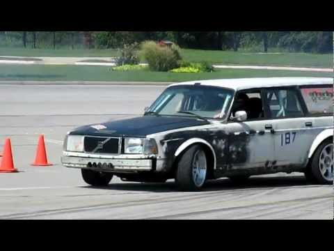 Drifting Volvo Wagon Chevy Small Block V8 Swap