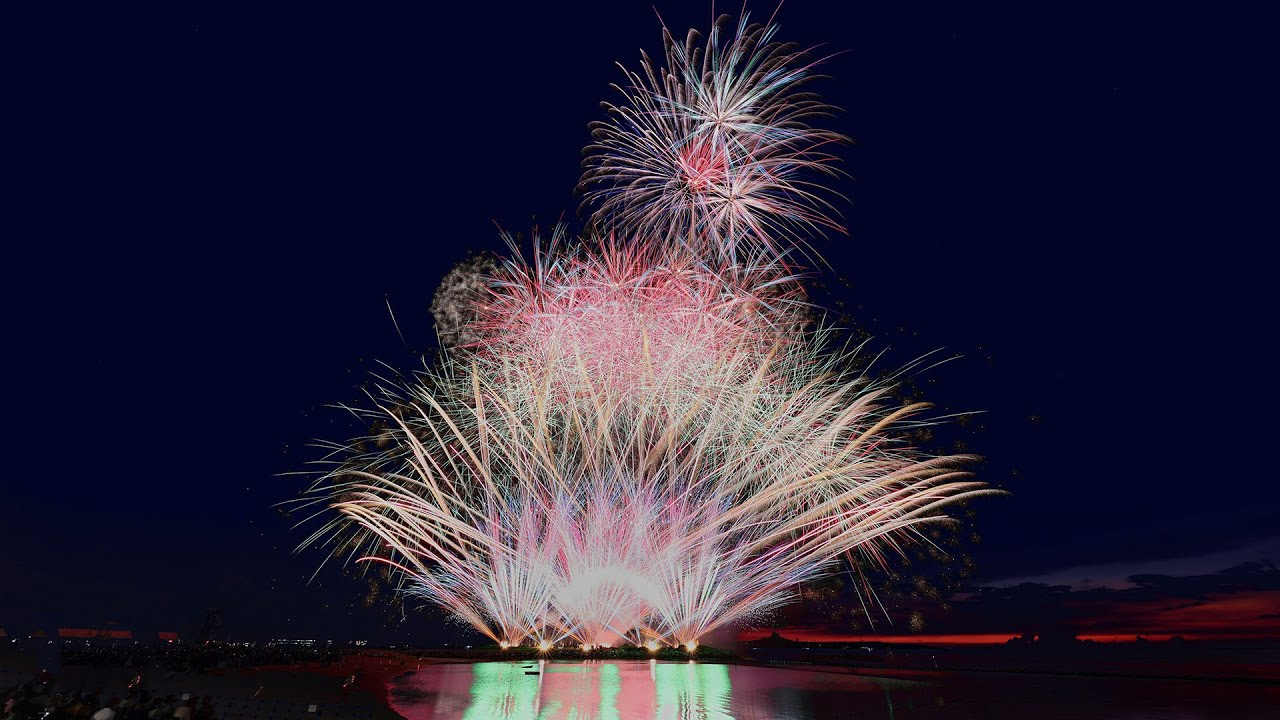 海洋博美ら海花火大会2026｜開園50周年記念で約1万発を打ち上げ【本部 