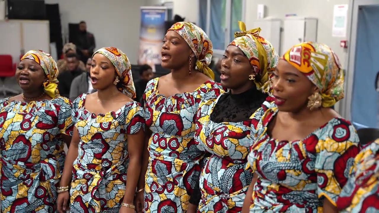 Moment de détente avec LA CHORALE ECLAT DU TRÔNE CÉLESTE