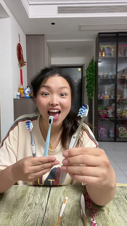If you are bored during the Chinese New Year, come and challenge the candied haws