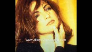 Gloria Estefan - Here We Are (INCLUDES LYRICS) chords