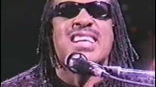 Stevie Wonder - Natural Wonder - 08 - Golden Lady.avi chords