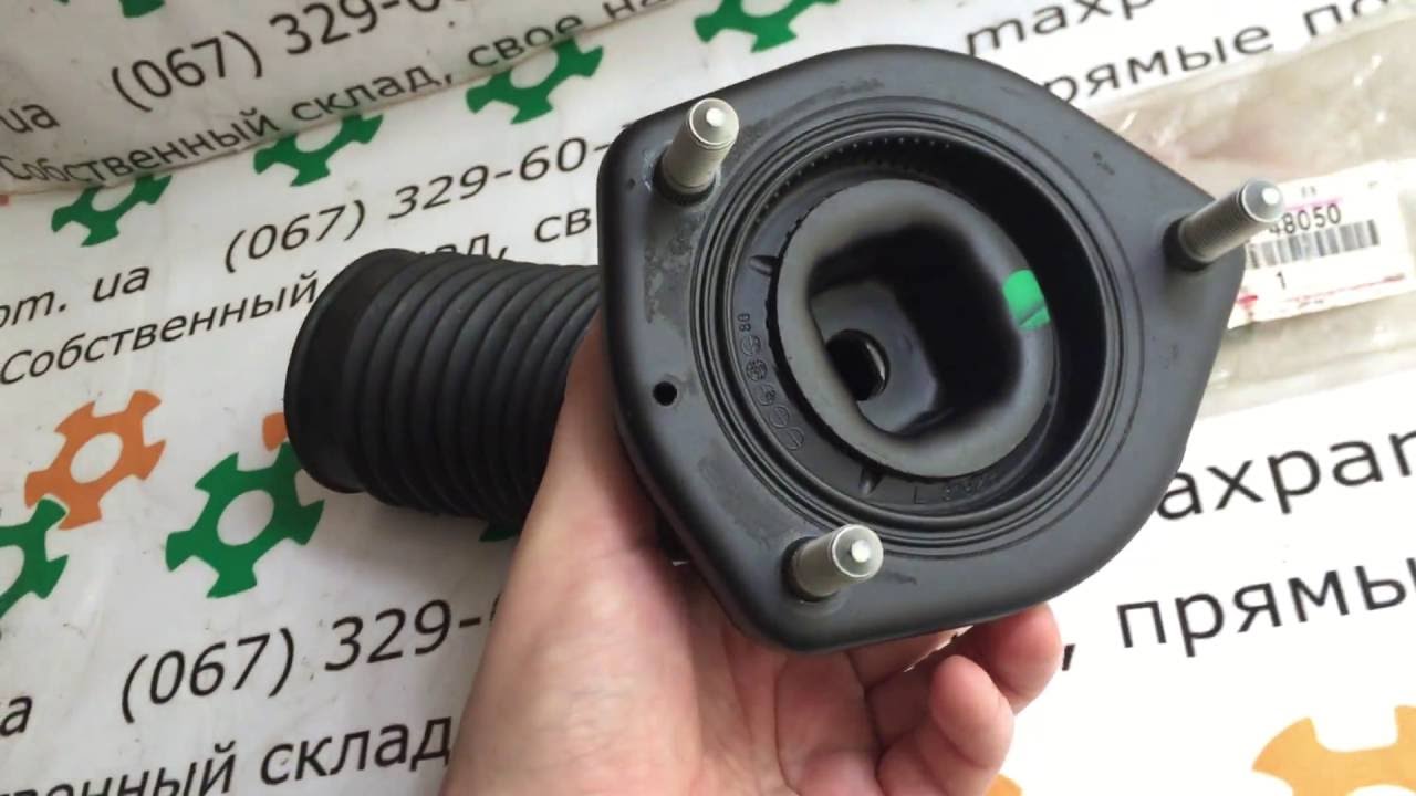 Опора пыльник заднего амортизатора Toyota Highlander Venza оригинал 4876048050 48760-48050