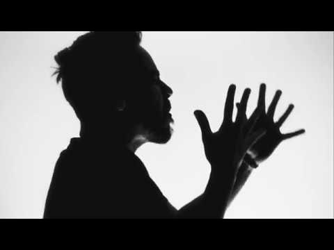 You &me слушать. Песня i don t hear. I can't hear you. Песня i don t hear. Halsey don’t play.