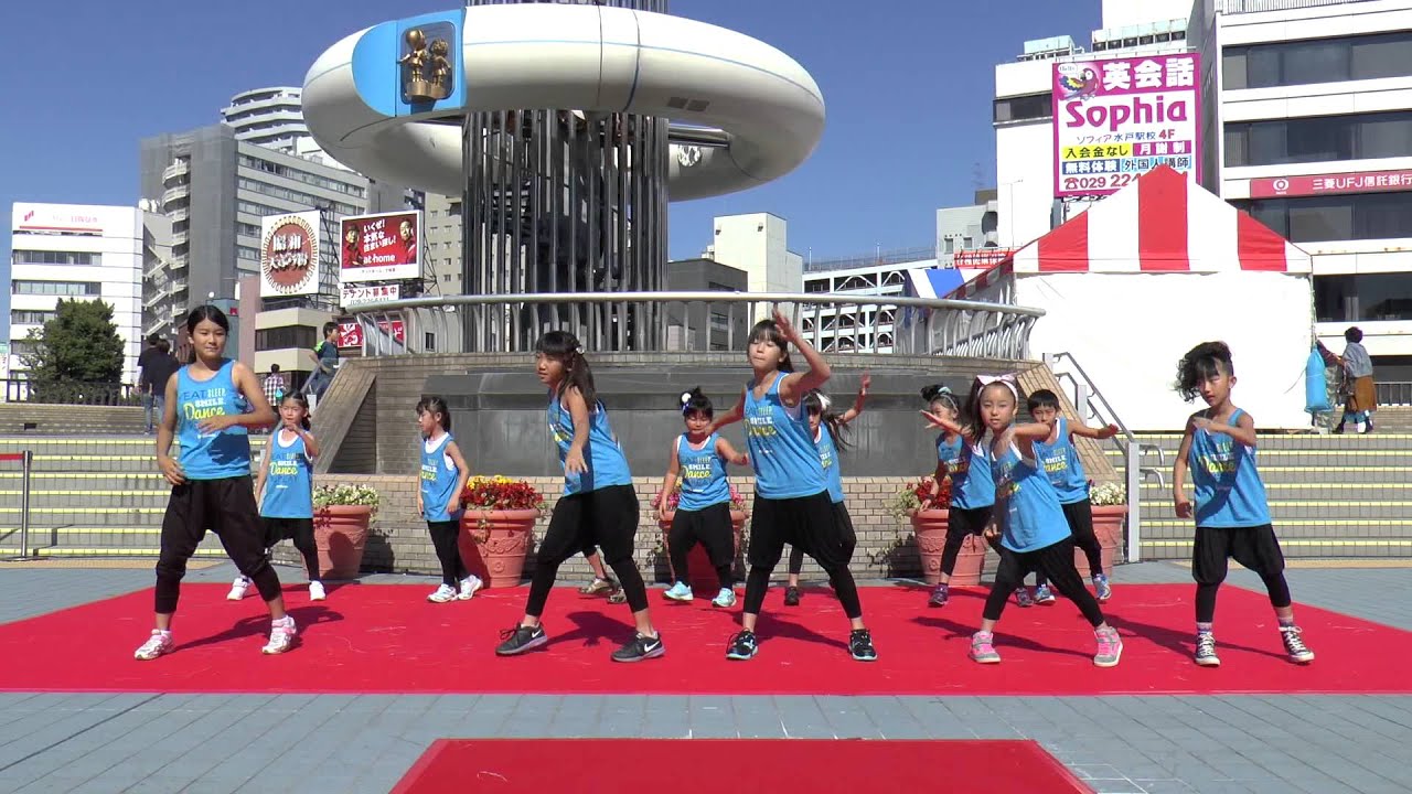 Jazzercise ＜ジャザサイズ＞さん ＜キッズジャズダンス＞ - YouTube