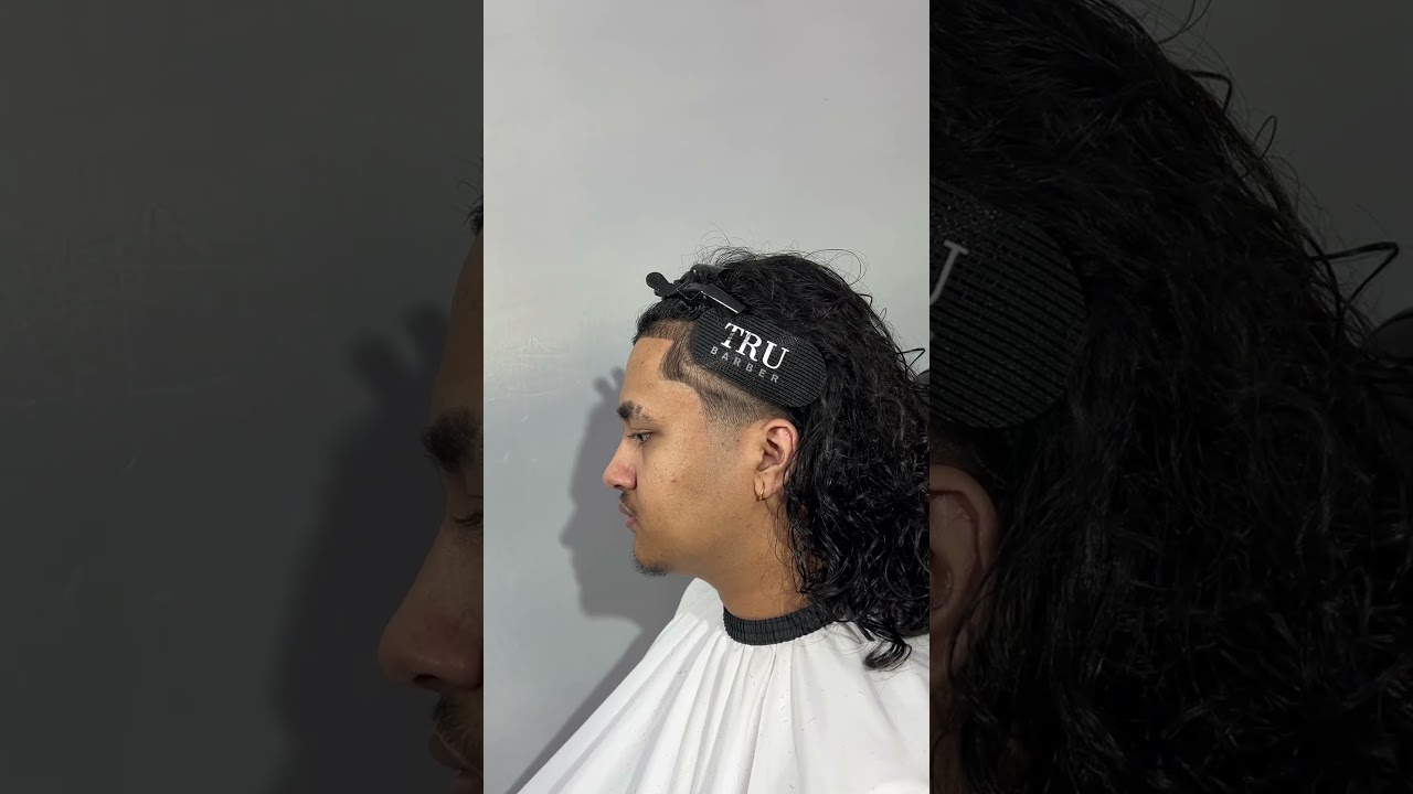 📍SYDNEY BARBER, 📱BOOK VIA INSTA    📸 dhyanblenzz