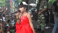 MENYULAM KAIN RAPUH - TASYA NEW PALLAPA î»î»  - Durasi: 7:08. 