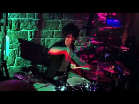DEZOLVE 山本真央樹 ドラムソロ Maoki Yamamoto Drums Solos Zildjian Yamaha Pearl Ludwig ギター 伊藤雅人 Fender Guitar
